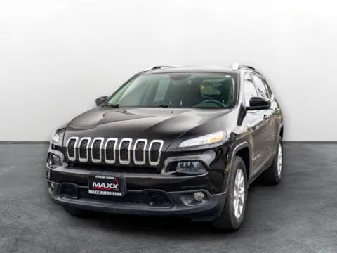 Another view of 2018 Jeep Cherokee Latitude Plus for sale in Puyallup, WA at Maxx Autos Plus Puyallup