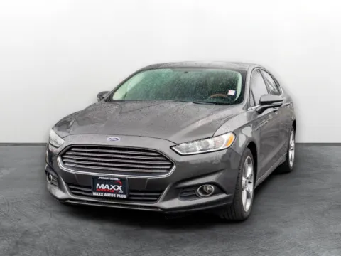 Another view of 2016 Ford Fusion SE for sale in Puyallup, WA at Maxx Autos Plus Puyallup