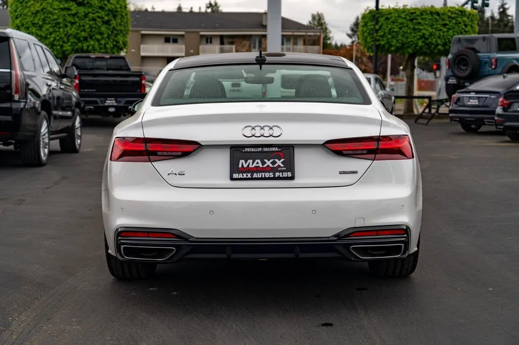 Audi A5 photo 11