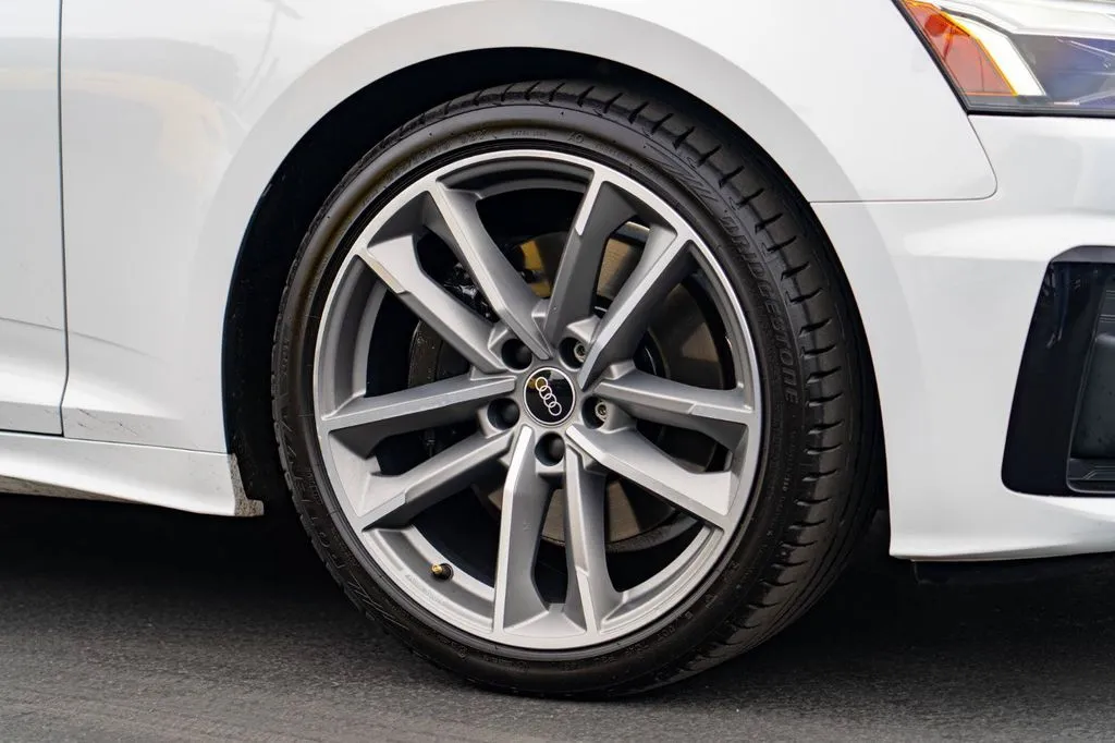Audi A5 photo 8