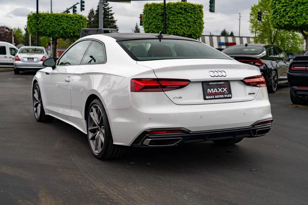 Audi A5 photo 12