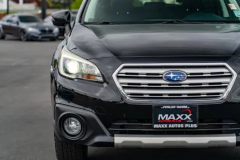 More photos of 2017 Subaru Outback Limited at Maxx Autos Plus Puyallup, WA