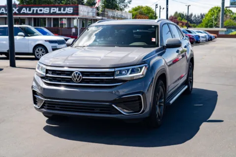 More photos of 2021 Volkswagen Atlas Cross Sport 3.6L V6 SE w/Technology R-Line at Maxx Autos Plus Puyallup, WA