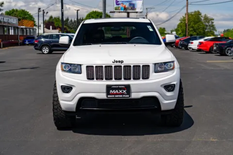 Another view of 2015 Jeep Grand Cherokee Altitude for sale in Puyallup, WA at Maxx Autos Plus Puyallup