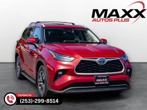 Red 2022 Toyota Highlander Hybrid XLE for sale in Puyallup, WA