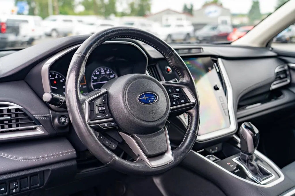 Subaru Legacy photo 12