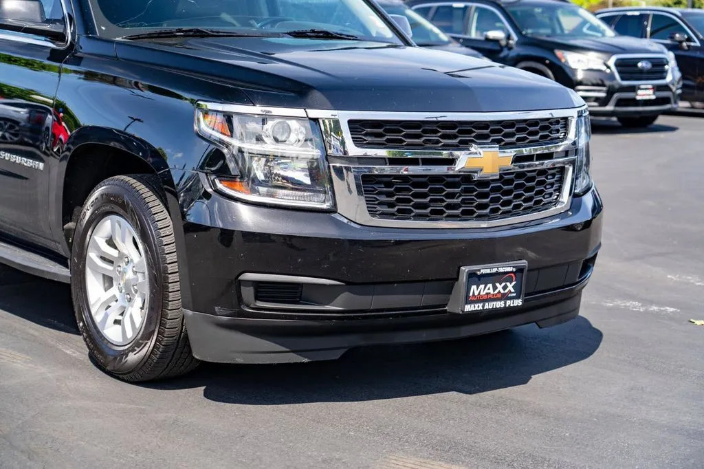 Chevrolet Suburban photo 7