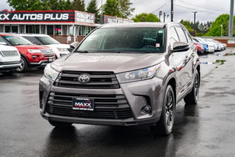 More photos of 2019 Toyota Highlander SE at Maxx Autos Plus Puyallup, WA