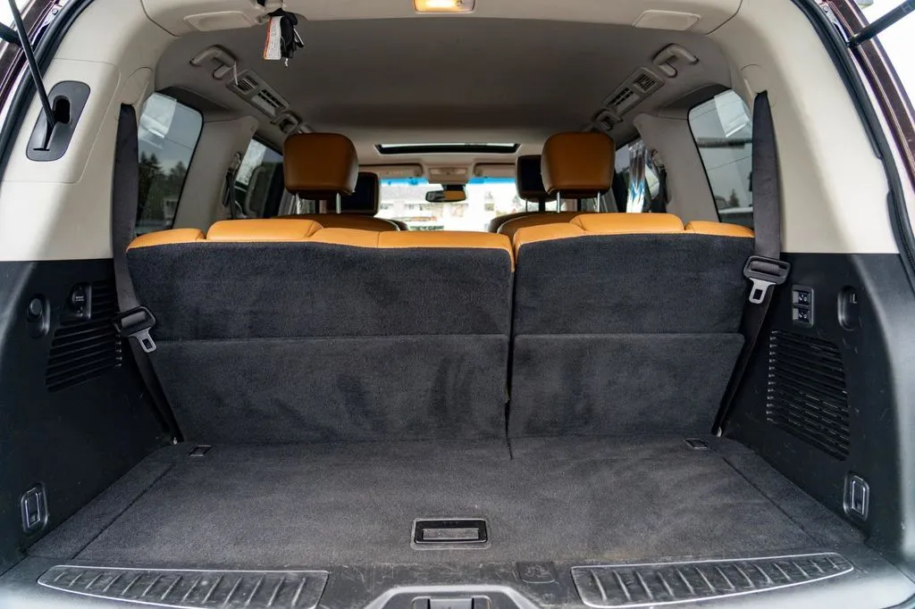 Nissan Armada photo 29