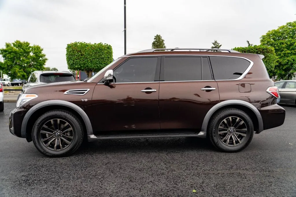 Nissan Armada photo 14