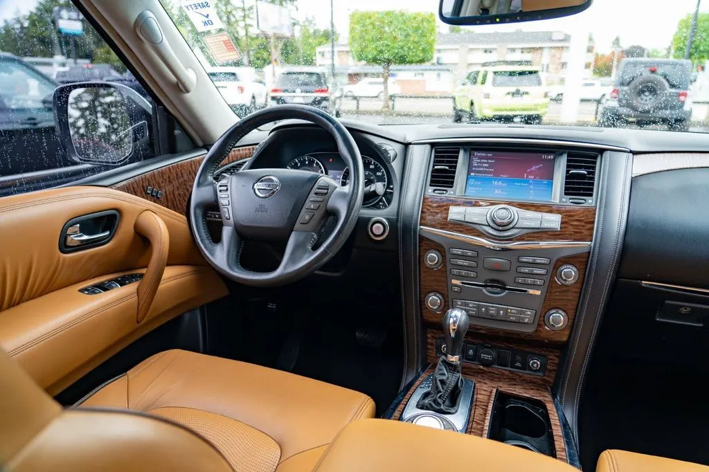 Nissan Armada photo 28