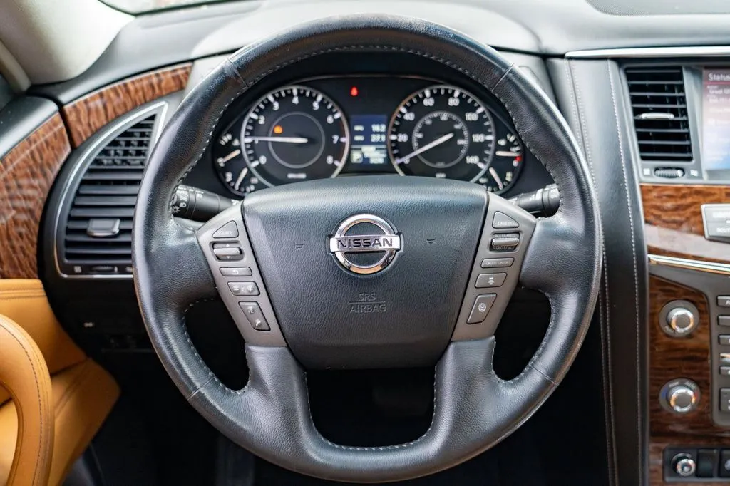 Nissan Armada photo 21