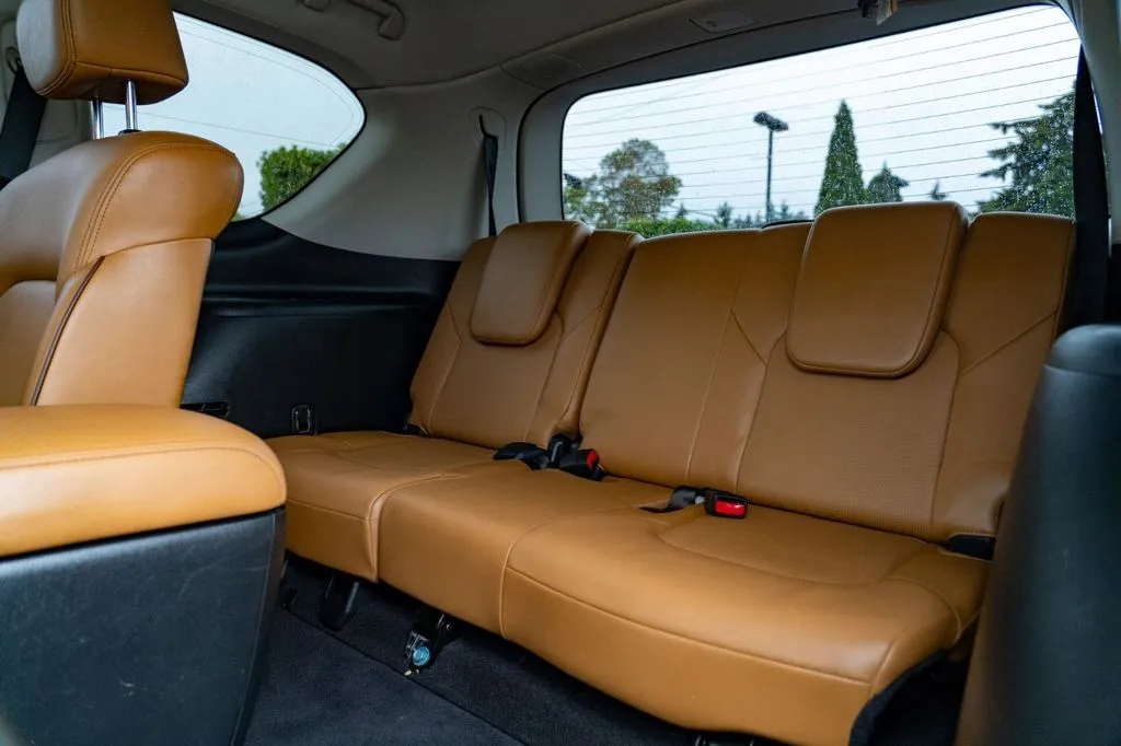 Nissan Armada photo 20