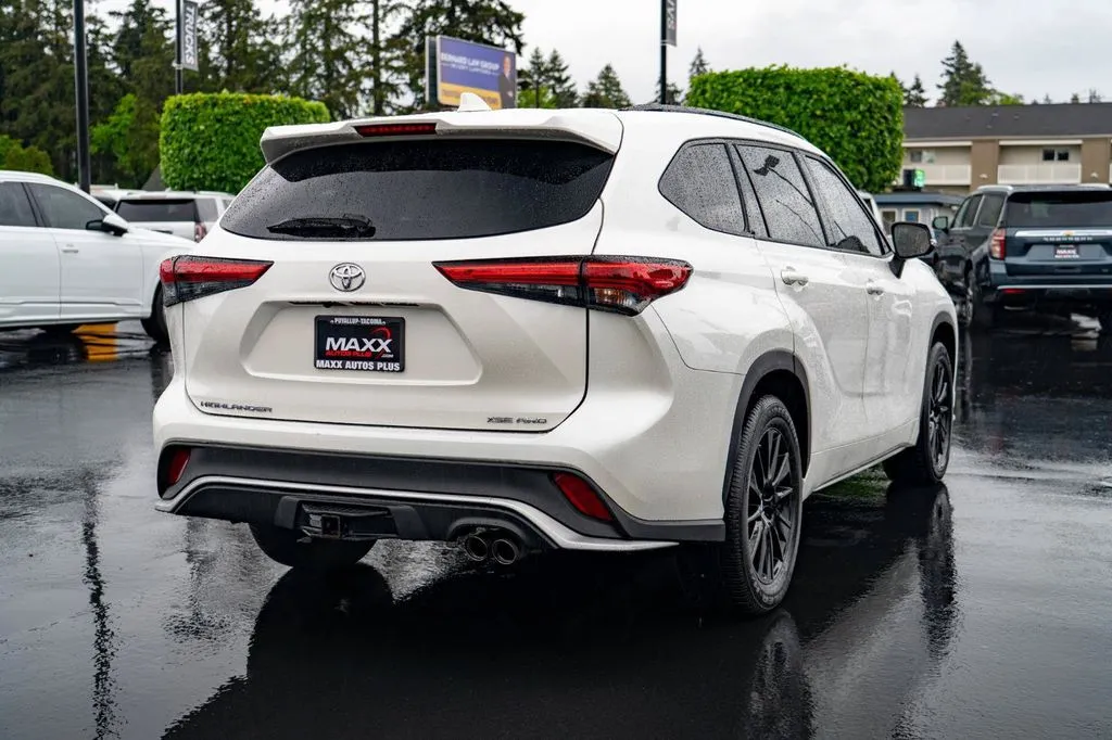 Toyota Highlander photo 10