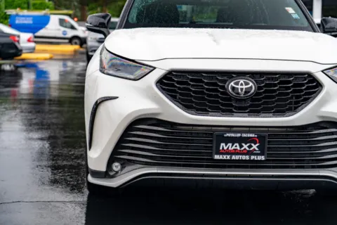 More photos of 2021 Toyota Highlander XSE at Maxx Autos Plus Puyallup, WA