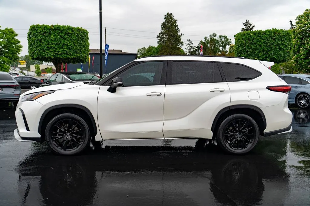 Toyota Highlander photo 14