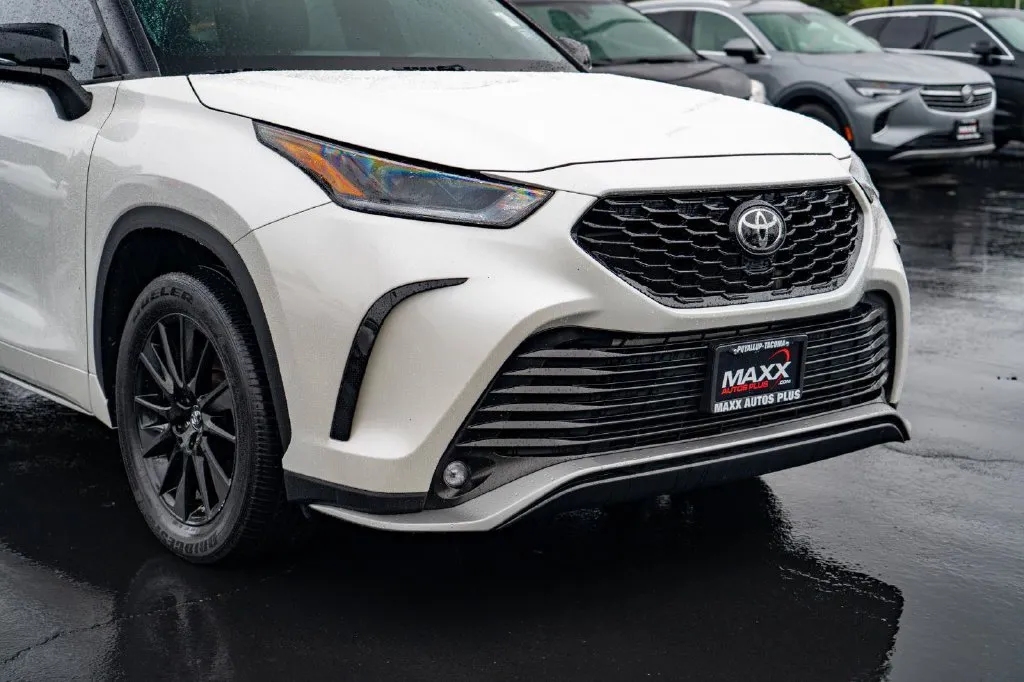 Toyota Highlander photo 7