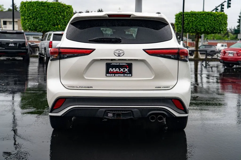 Toyota Highlander photo 11
