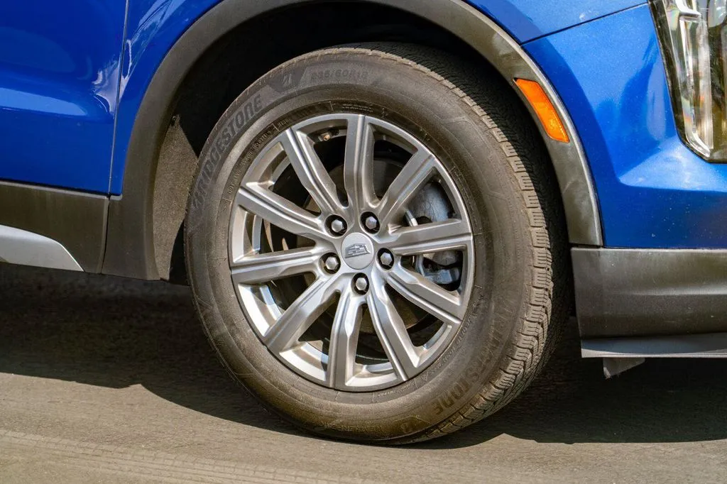 Cadillac XT4 photo 7