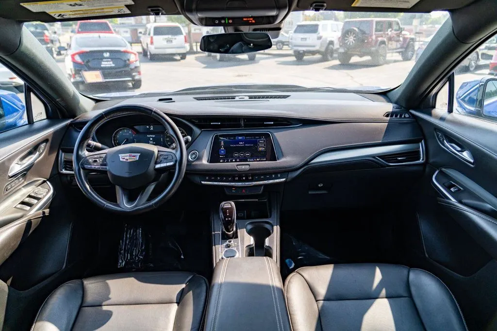 Cadillac XT4 photo 23