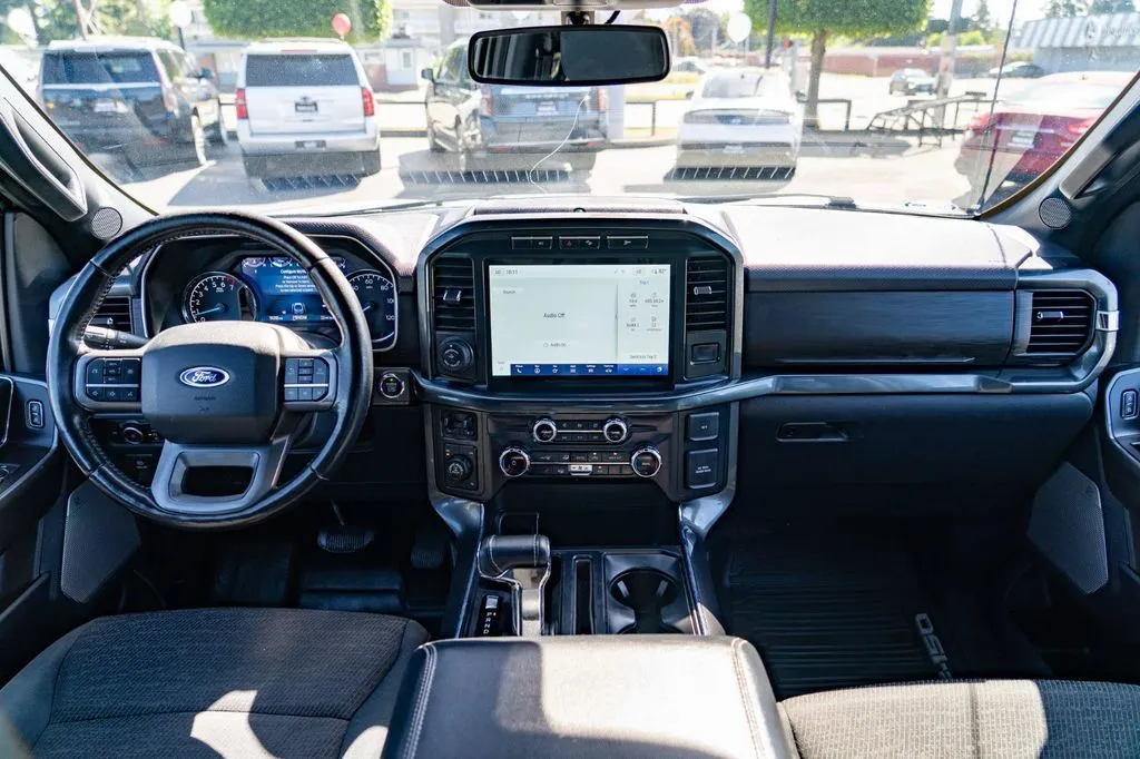 Ford F-150 photo 18