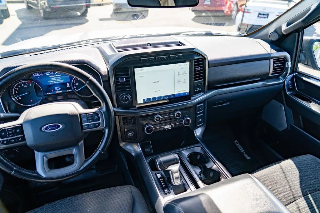 Ford F-150 photo 20