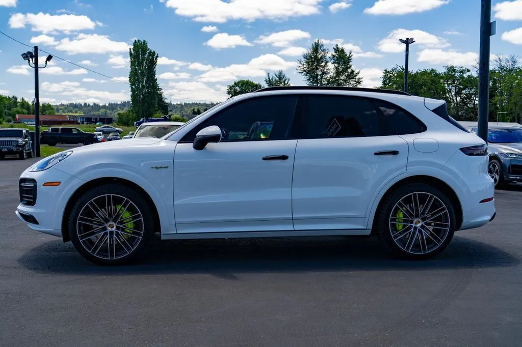 Porsche Cayenne photo 14