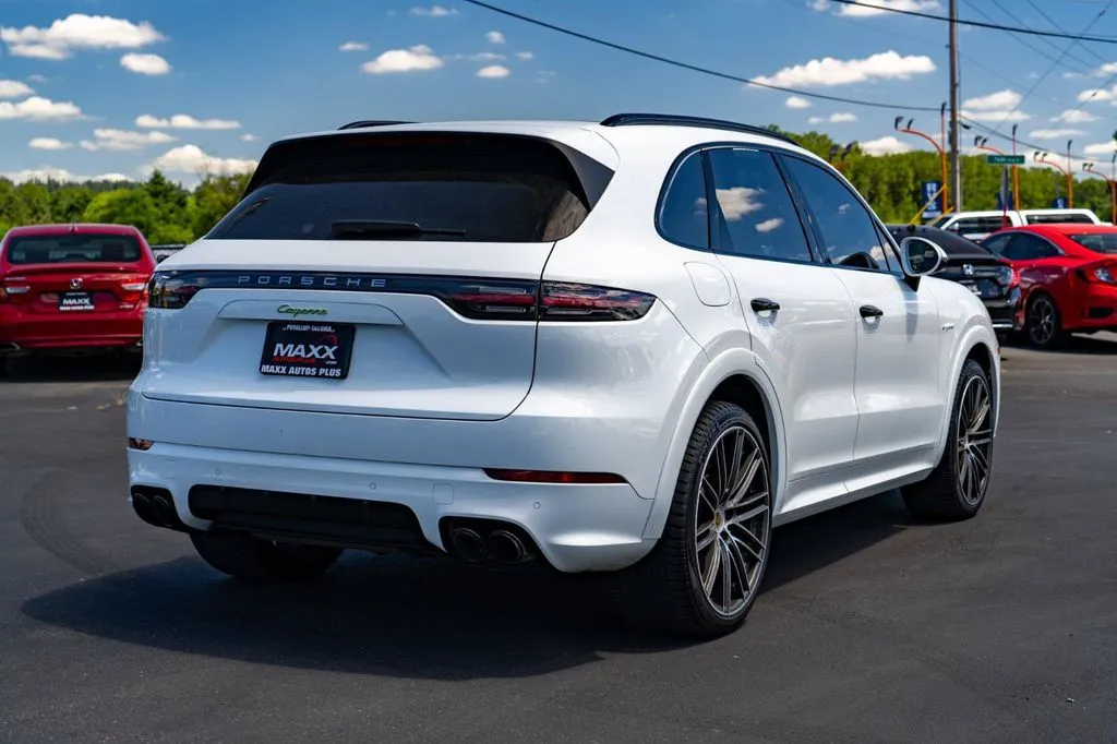 Porsche Cayenne photo 10