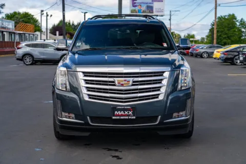 Another view of 2019 Cadillac Escalade Platinum for sale in Puyallup, WA at Maxx Autos Plus Puyallup