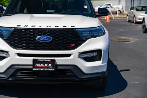 More photos of 2021 Ford Explorer ST at Maxx Autos Plus Puyallup, WA