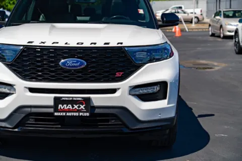 More photos of 2021 Ford Explorer ST at Maxx Autos Plus Puyallup, WA