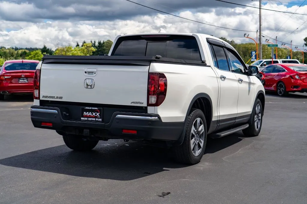 Honda Ridgeline photo 9