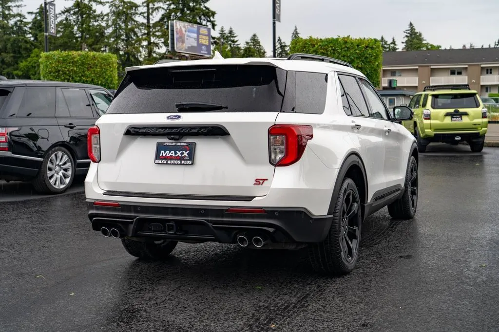 Ford Explorer photo 9