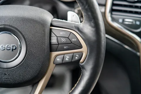 More photos of 2015 Jeep Grand Cherokee Overland at Maxx Autos Plus Puyallup, WA