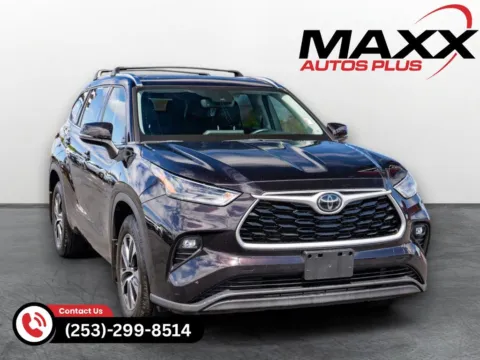 Unknown 2021 Toyota Highlander XLE for sale in Puyallup, WA