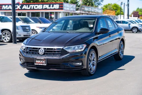 More photos of 2019 Volkswagen Jetta R-Line at Maxx Autos Plus Puyallup, WA