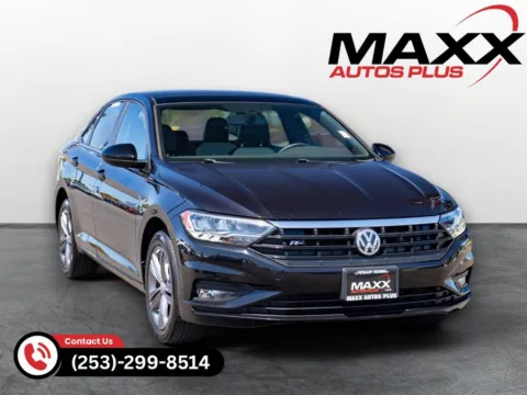 Black 2019 Volkswagen Jetta R-Line for sale in Puyallup, WA