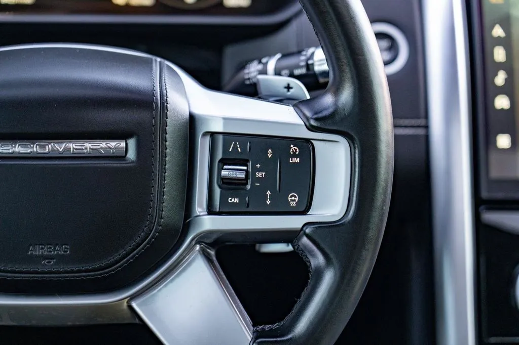 Land Rover Discovery photo 25