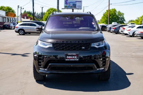 Another view of 2022 Land Rover Discovery HSE R-Dynamic for sale in Puyallup, WA at Maxx Autos Plus Puyallup