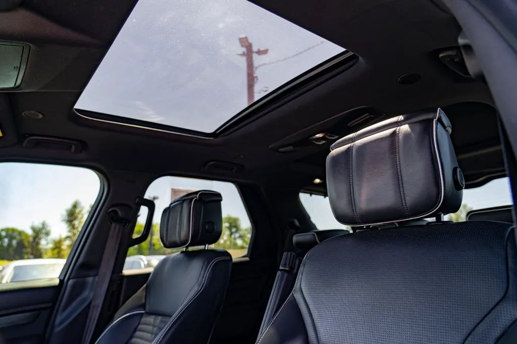 Land Rover Discovery photo 17