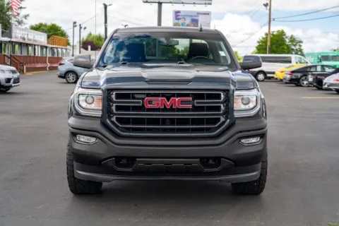 Another view of 2017 GMC Sierra 1500 SLE for sale in Puyallup, WA at Maxx Autos Plus Puyallup