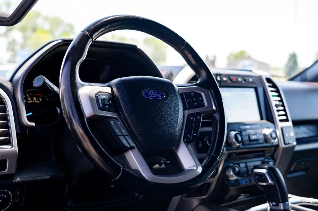 Ford F-150 photo 15