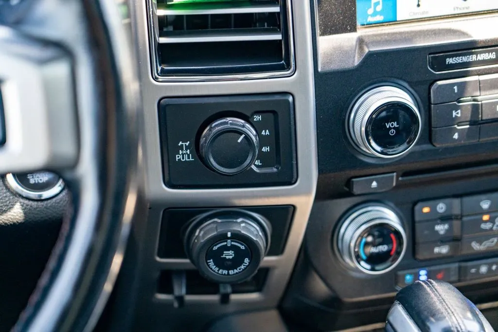 Ford F-150 photo 26