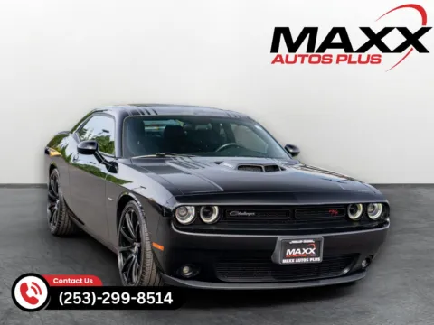 Black 2016 Dodge Challenger R/T Shaker for sale in Puyallup, WA