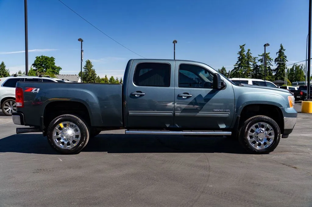 GMC Sierra photo 7