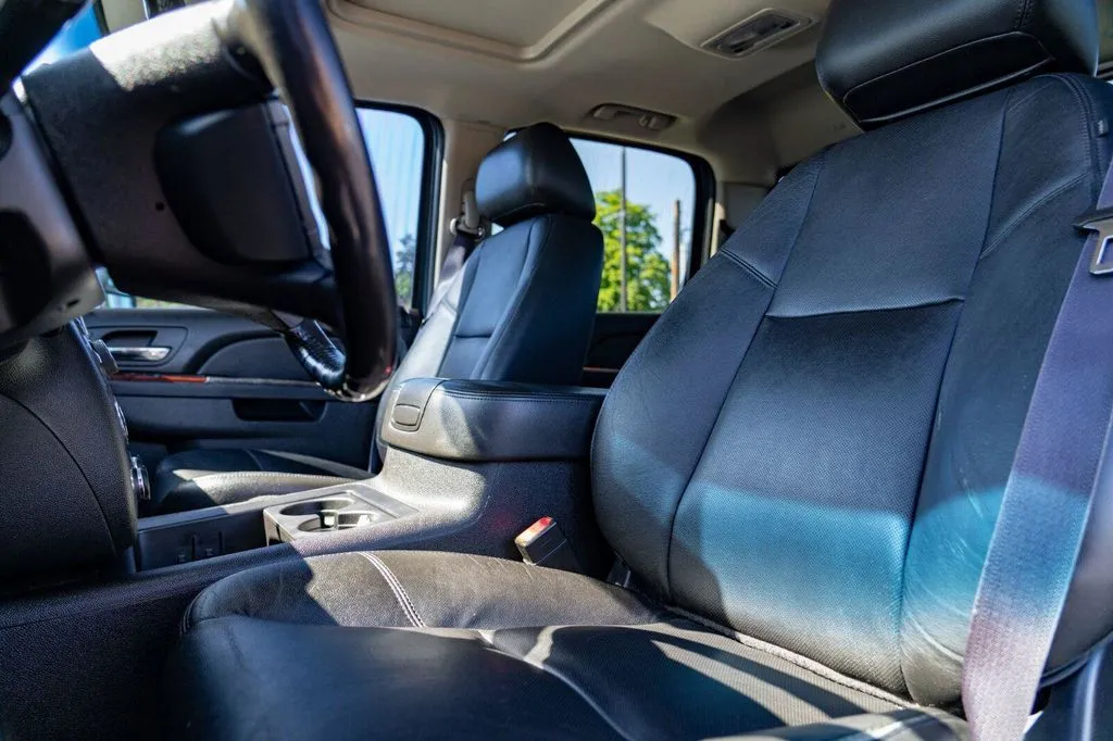 GMC Sierra photo 14