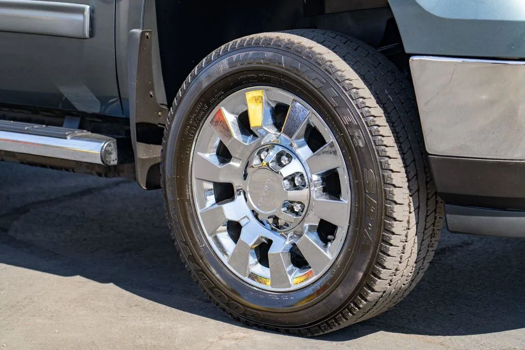 GMC Sierra photo 22