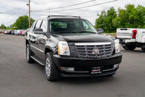 Photos of 2007 Cadillac Escalade EXT for sale in Puyallup, WA at Maxx Autos Plus Puyallup