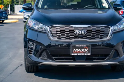 More photos of 2019 Kia Sorento EX V6 at Maxx Autos Plus Puyallup, WA