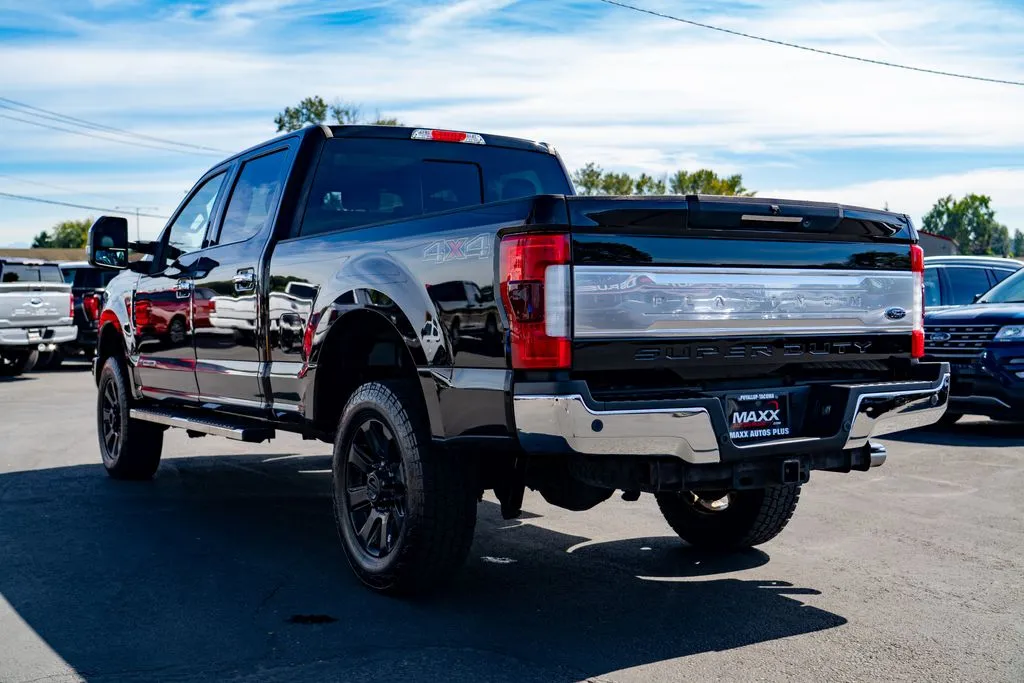 Ford F-250SD photo 11